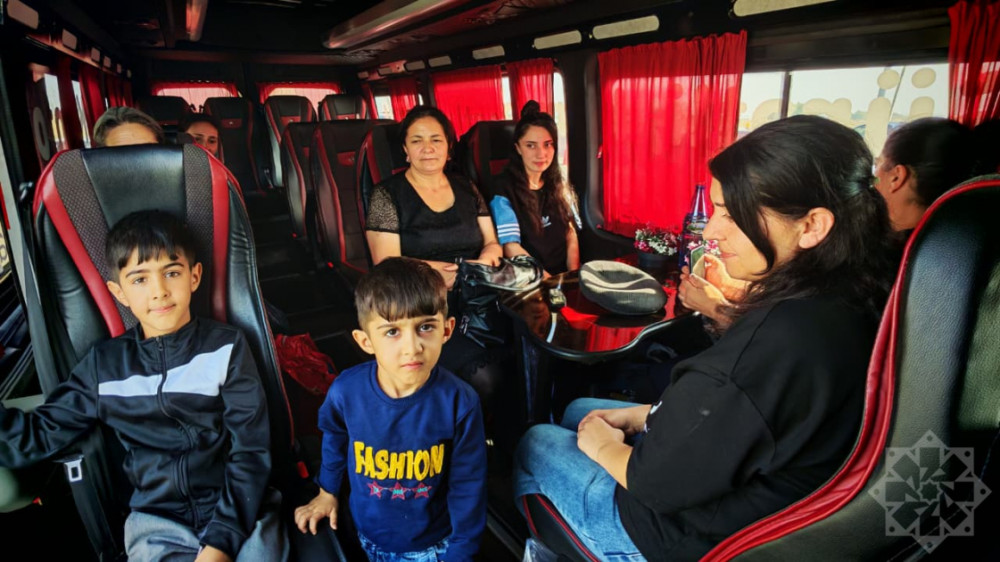 Ağdərənin Vəngli kəndinə daha 28 ailə yola salınıb<font color=red> - FOTOLAR</font>