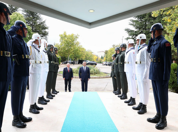 Azərbaycan və Türkiyə müdafiə nazirləri görüşüb Hərbi<font color=red> - FOTOLAR</font>