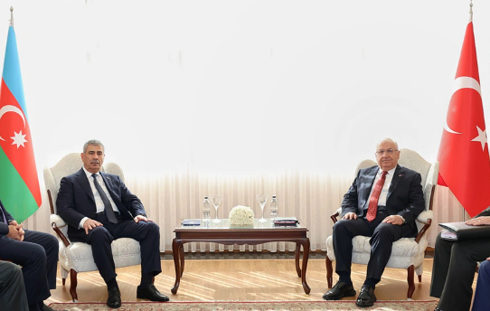 Azərbaycan və Türkiyə müdafiə nazirləri görüşüb Hərbi<font color=red> - FOTOLAR</font>
