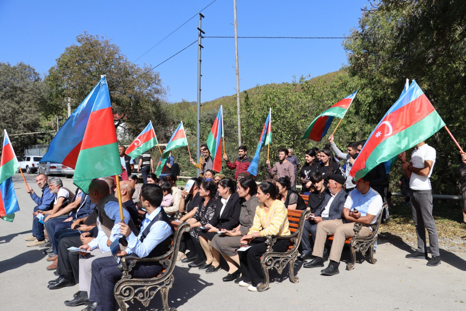 Ağdərənin Vəngli kəndində 28 ailəyə evlərinin açarları təqdim olunub<font color=red> - FOTOLAR</font>