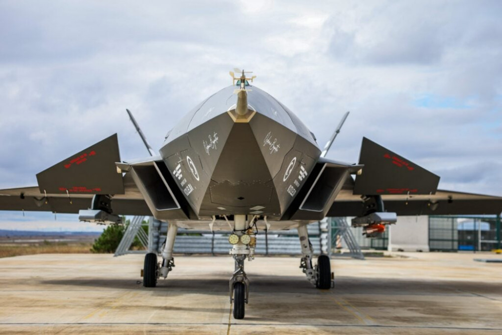 “Bayraktar KIZILELMA” ilk atışda hədəfi dəqiqliklə vurdu <font color=red> - FOTOLAR</font>