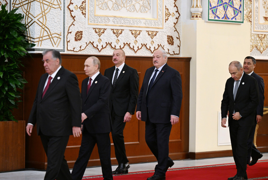 Prezident İlham Əliyev Düşənbədə MDB Dövlət Başçıları Şurasının məhdud tərkibdə iclasında çıxış edib<font color=red> - FOTOLAR</font>