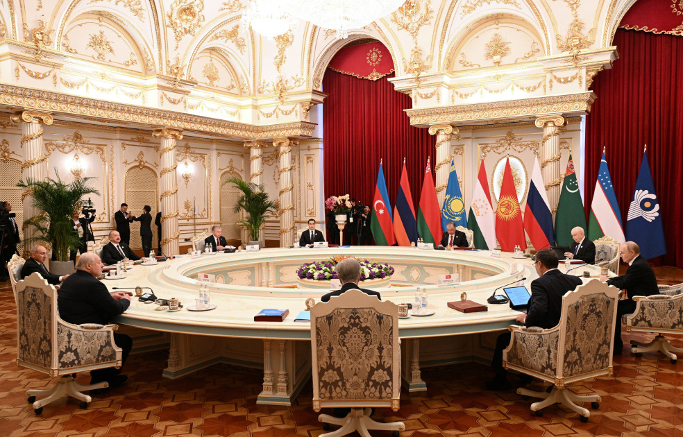 Prezident İlham Əliyev Düşənbədə MDB Dövlət Başçıları Şurasının məhdud tərkibdə iclasında çıxış edib<font color='red'> - YENİLƏNİB 2</font><font color=red> - FOTOLAR</font>