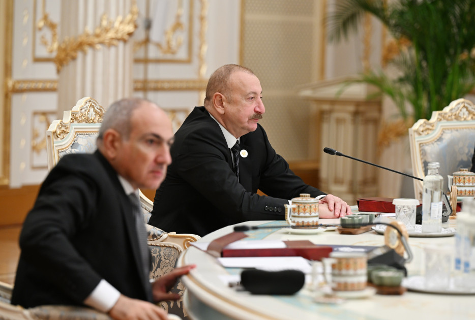 Prezident İlham Əliyev Düşənbədə MDB Dövlət Başçıları Şurasının məhdud tərkibdə iclasında çıxış edib<font color='red'> - YENİLƏNİB 2</font><font color=red> - FOTOLAR</font>