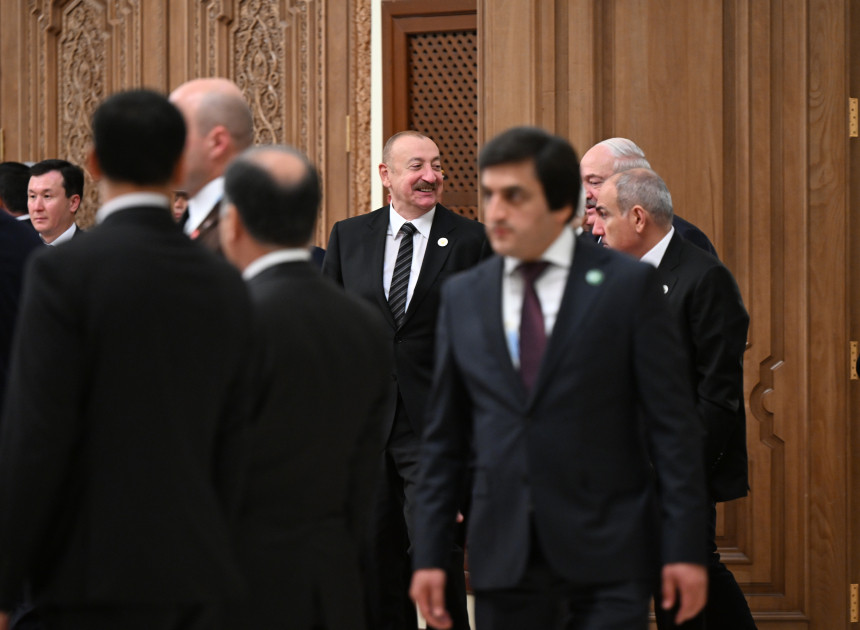 Düşənbədə MDB Dövlət Başçıları Şurasının geniş tərkibdə iclası keçirilib Azərbaycan Prezidenti İlham Əliyev tədbirdə iştirak edib<font color='red'> - YENİLƏNİB </font><font color=red> - FOTOLAR</font>