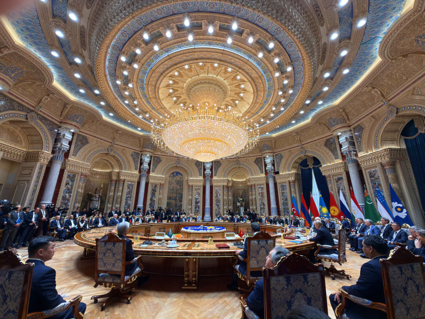 Düşənbədə MDB Dövlət Başçıları Şurasının geniş tərkibdə iclası keçirilib Azərbaycan Prezidenti İlham Əliyev tədbirdə iştirak edib<font color='red'> - YENİLƏNİB </font><font color=red> - FOTOLAR</font>