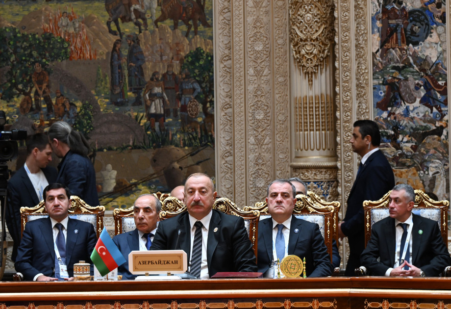 Düşənbədə MDB Dövlət Başçıları Şurasının geniş tərkibdə iclası keçirilib Azərbaycan Prezidenti İlham Əliyev tədbirdə iştirak edib<font color='red'> - YENİLƏNİB </font><font color=red> - FOTOLAR</font>
