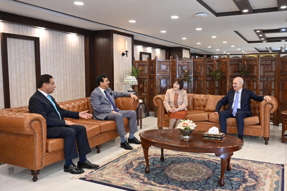 İslamabadda Azərbaycan-Pakistan-Türkiyə parlament sədrlərinin üçüncü üçtərəfli görüşü keçirilib<font color=red> - FOTOLAR</font>