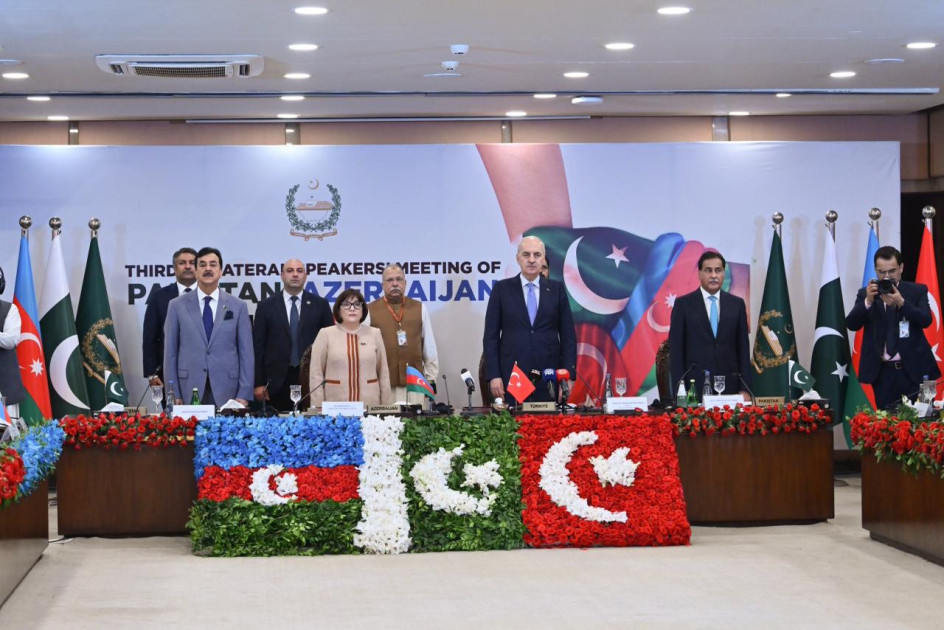 İslamabadda Azərbaycan-Pakistan-Türkiyə parlament sədrlərinin üçüncü üçtərəfli görüşü keçirilib<font color=red> - FOTOLAR</font>