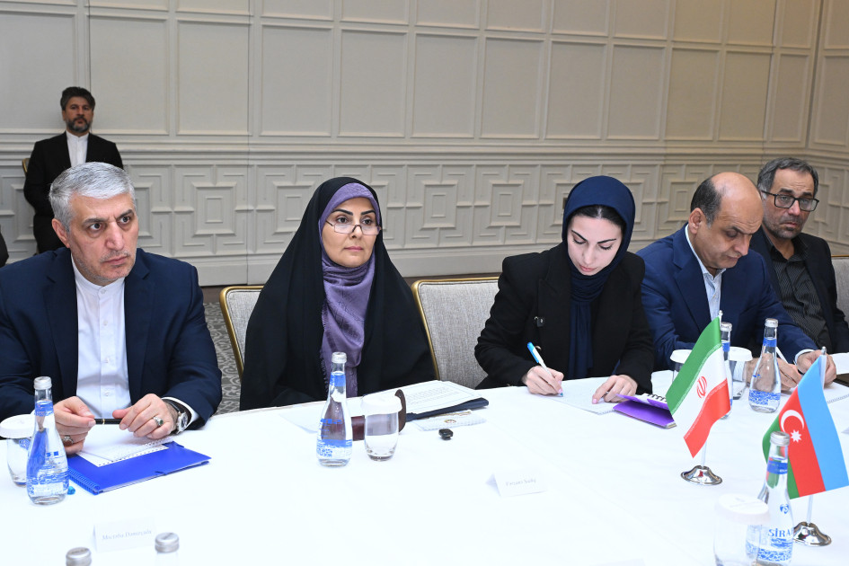 Bakıda Azərbaycan-İran əməkdaşlığının aktual məsələləri müzakirə olunub<font color=red> - FOTOLAR</font>