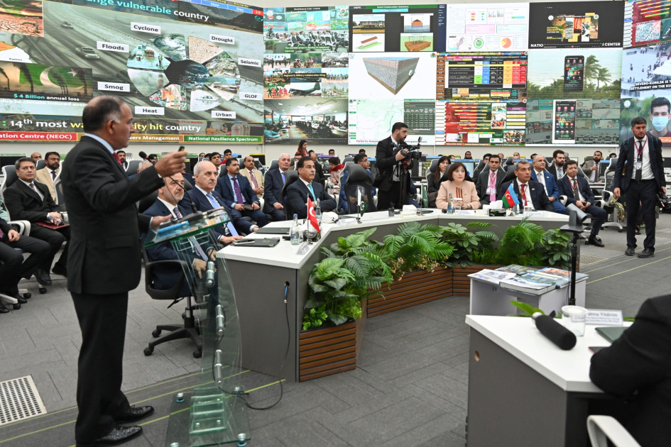 Parlament sədrləri Pakistanın Fəlakətlərin Milli İdarəetmə Agentliyində olublar<font color=red> - FOTOLAR</font>
