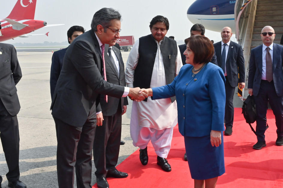 Azərbaycan və Türkiyə parlamentlərinin sədrləri Lahora səfər ediblər<font color=red> - FOTOLAR</font>