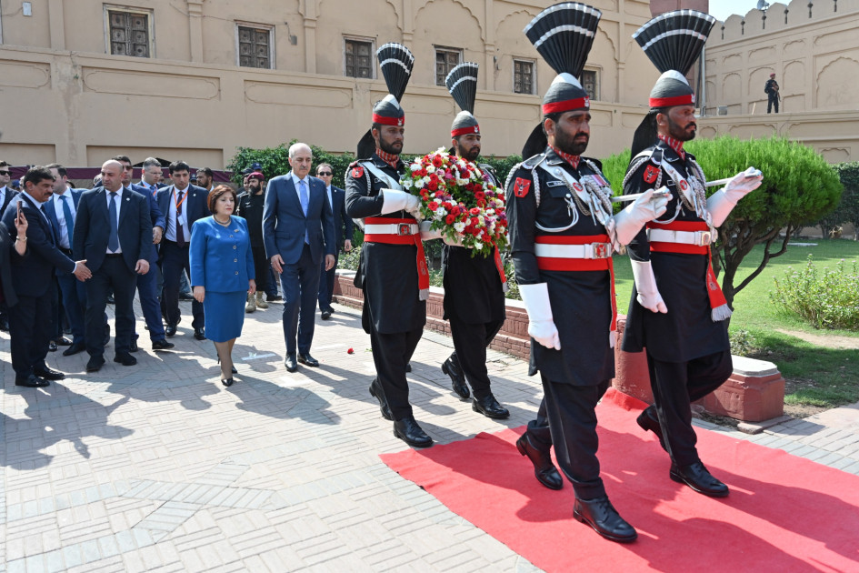 Azərbaycan və Türkiyə parlamentlərinin sədrləri Lahora səfər ediblər<font color=red> - FOTOLAR</font>