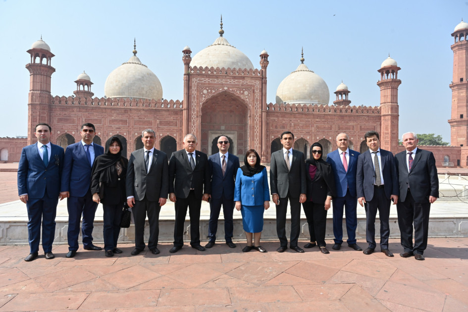 Azərbaycan və Türkiyə parlamentlərinin sədrləri Lahora səfər ediblər<font color=red> - FOTOLAR</font>