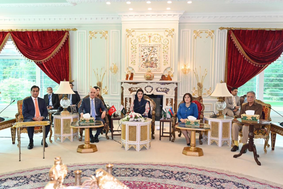 Pakistanın Pəncab əyalətinin Baş naziri ilə görüşdə üçtərəfli formatda əməkdaşlığın perspektivləri müzakirə edilib<font color=red> - FOTOLAR</font>