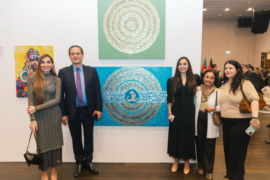 Berlindəki Azərbaycan Mədəniyyət Mərkəzində MAMA “Ana təbiət” beynəlxalq incəsənət sərgisinin açılışı olub<font color=red> - FOTOLAR</font>