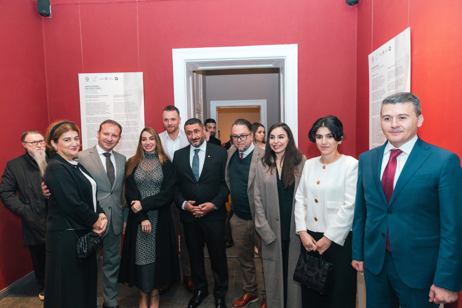 Berlindəki Azərbaycan Mədəniyyət Mərkəzində MAMA “Ana təbiət” beynəlxalq incəsənət sərgisinin açılışı olub<font color=red> - FOTOLAR</font>