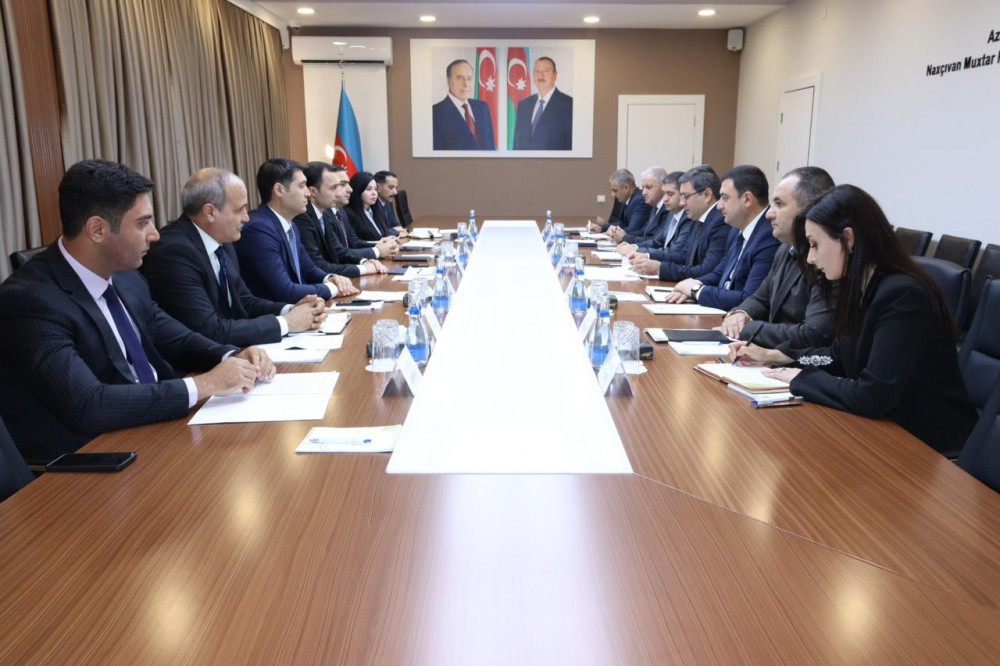 “İqtisadi artım üzrə Alt İşçi qrupu”nun iclası keçirilib <font color=red> - FOTOLAR</font>