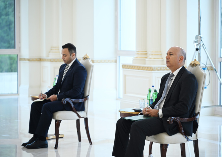 Prezident İlham Əliyev Misirin ölkəmizdə yeni təyin olunmuş səfirinin etimadnaməsini qəbul edib<font color=red> - FOTOLAR</font>