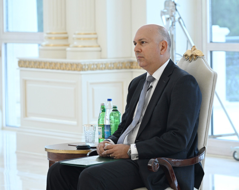 Prezident İlham Əliyev Misirin ölkəmizdə yeni təyin olunmuş səfirinin etimadnaməsini qəbul edib<font color=red> - FOTOLAR</font>