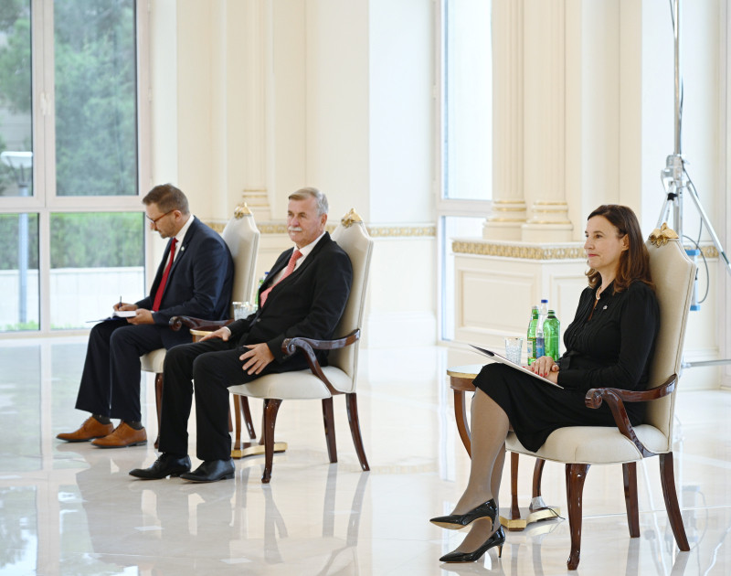 Prezident İlham Əliyev Avropa İttifaqının ölkəmizdəki nümayəndəliyinin yeni təyin olunmuş rəhbərinin etimadnaməsini qəbul edib<font color=red> - FOTOLAR</font>