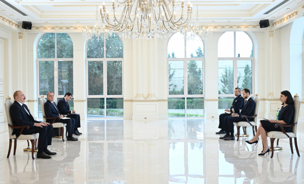 Azərbaycan Prezidenti Fransanın ölkəmizdə yeni təyin olunmuş səfirinin etimadnaməsini qəbul edib<font color=red> - FOTOLAR</font>