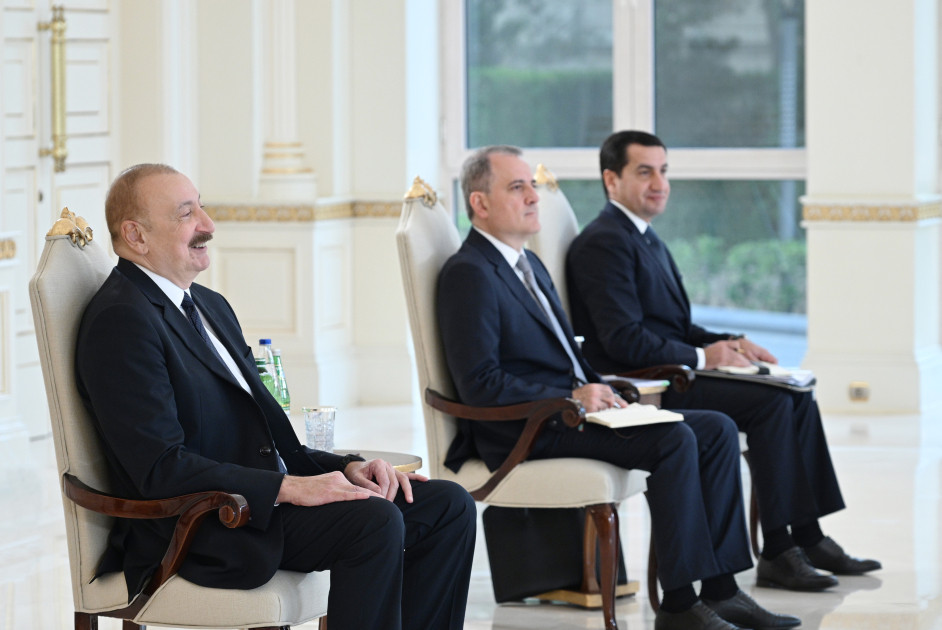 Azərbaycan Prezidenti Fransanın ölkəmizdə yeni təyin olunmuş səfirinin etimadnaməsini qəbul edib<font color=red> - FOTOLAR</font>