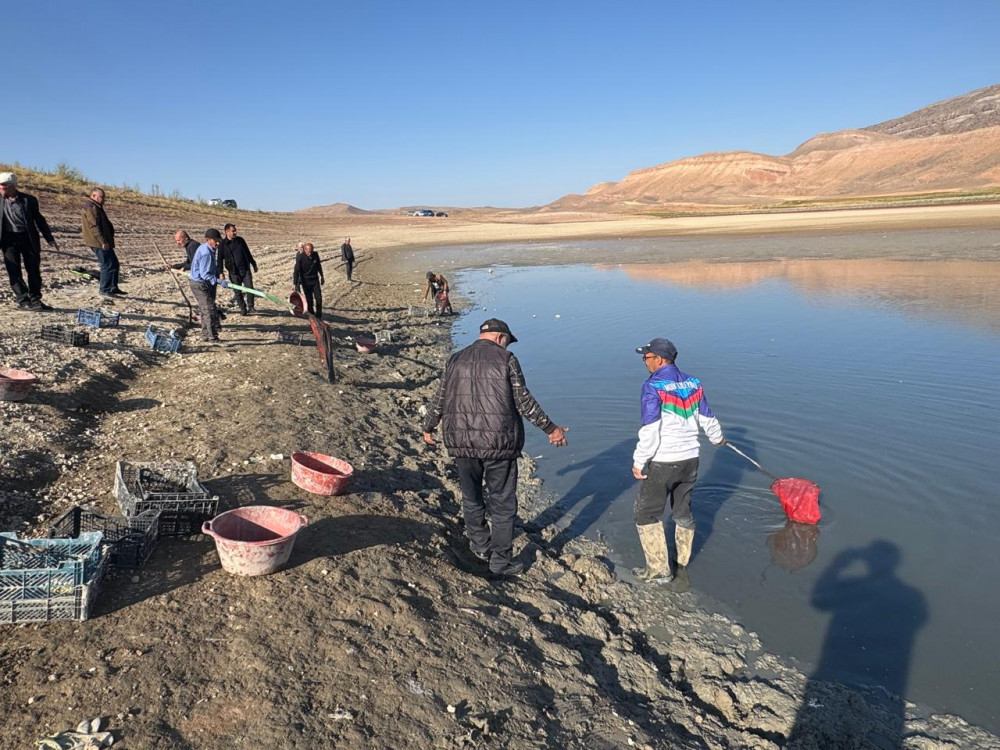 Regional Su Meliorasiya Xidmətinin İdarə Heyətinin sədr müavini İlham Quliyev Naxçıvan Muxtar Respublikasında səfərdə olub<font color=red> - FOTOLAR</font>