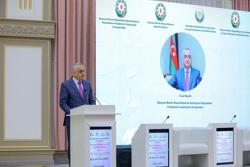 Naxçıvanda “Bərabərlik və ədalət yolunda 30 il: nailiyyətlər və çağırışlar” mövzusunda konfrans keçirilib<font color=red> - FOTOLAR</font>