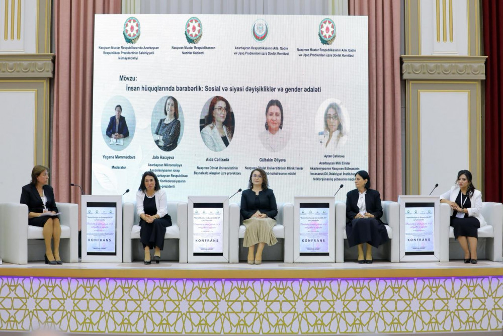 Naxçıvanda “Bərabərlik və ədalət yolunda 30 il: nailiyyətlər və çağırışlar” mövzusunda konfrans keçirilib<font color=red> - FOTOLAR</font>