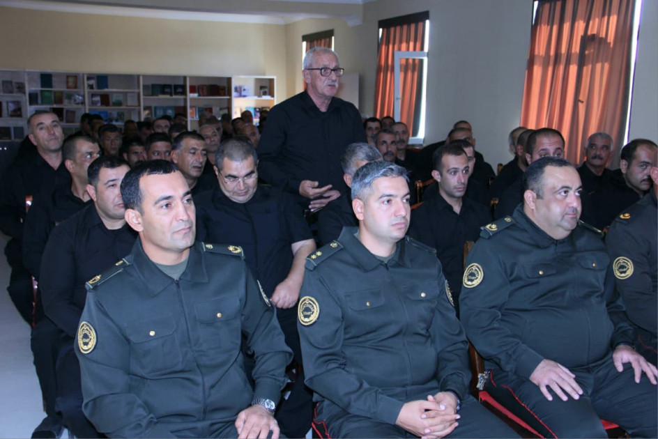 Naxçıvanda məhkumlara hüquqi və psixoloji yardım göstərilib<font color=red> - FOTOLAR</font>