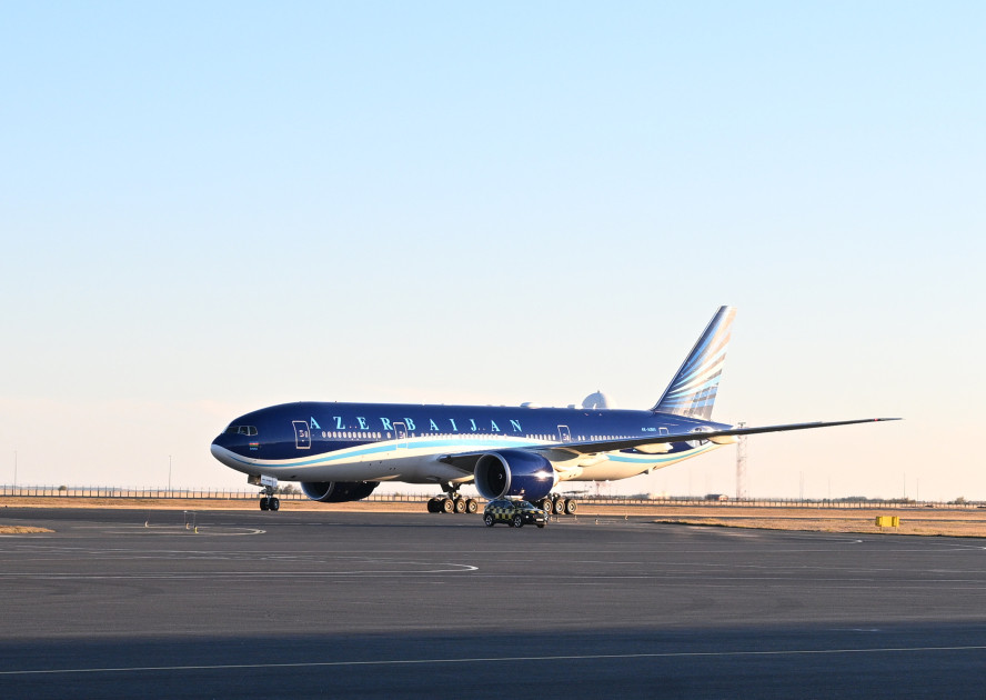 Azərbaycan Prezidenti İlham Əliyev Qazaxıstana dövlət səfərinə gedib<font color=red> - FOTOLAR</font>