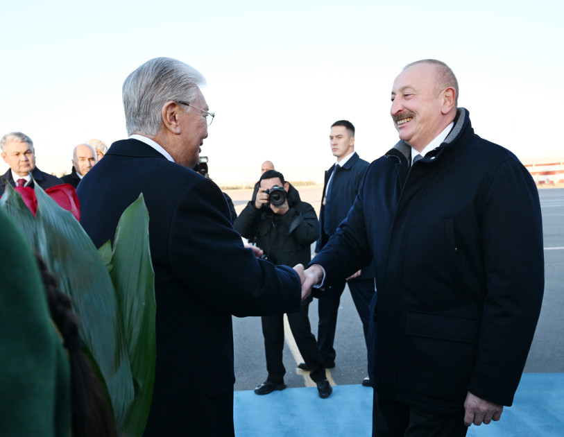 Azərbaycan Prezidenti İlham Əliyev Qazaxıstana dövlət səfərinə gedib<font color=red> - FOTOLAR</font>