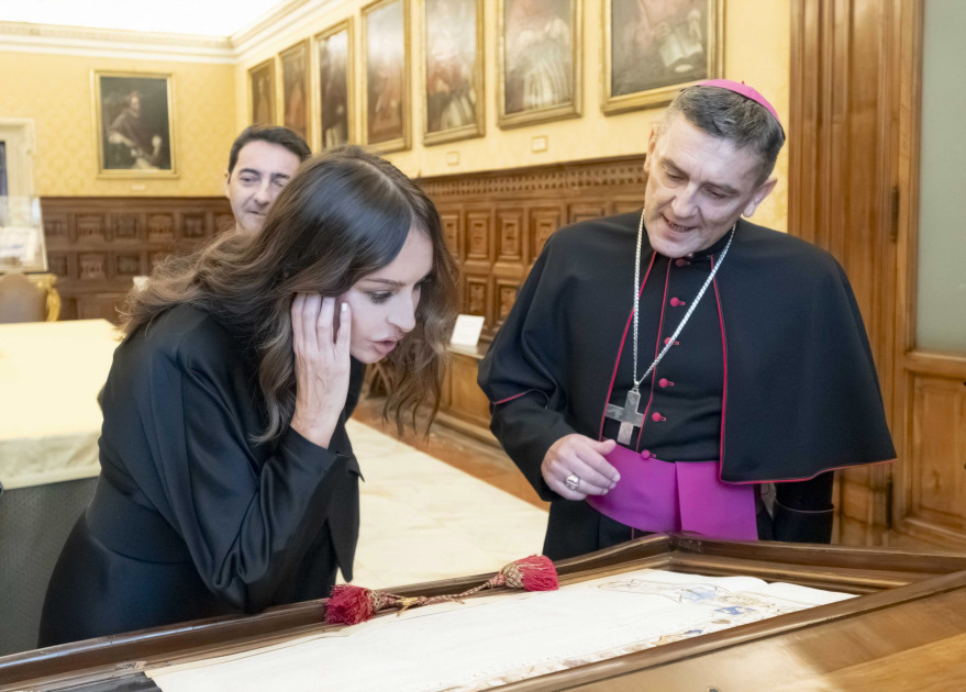 İtaliya mətbuatı Birinci vitse-prezident Mehriban Əliyevanın Vatikana rəsmi səfərini geniş işıqlandırıb<font color=red> - FOTOLAR</font>