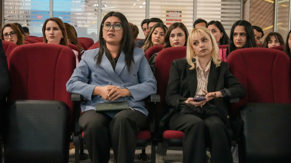 Naxçıvanda dövlət qurumları üçün SMM təlimlərinə start verilib<font color=red> - FOTOLAR</font>