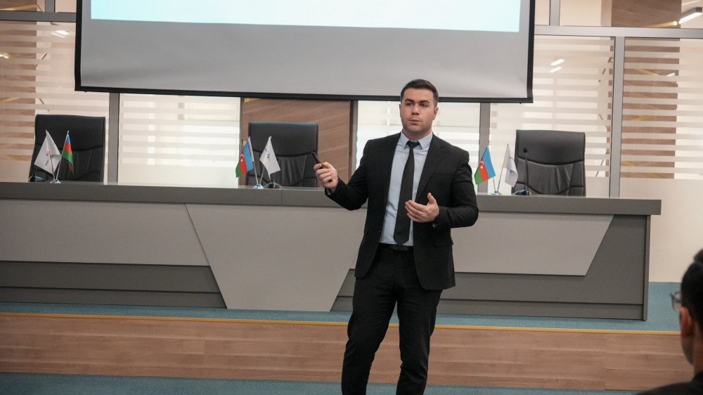 Naxçıvanda dövlət qurumları üçün SMM təlimlərinə start verilib<font color=red> - FOTOLAR</font>