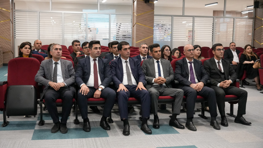 Naxçıvanda dövlət qurumları üçün SMM təlimlərinə start verilib<font color=red> - FOTOLAR</font>