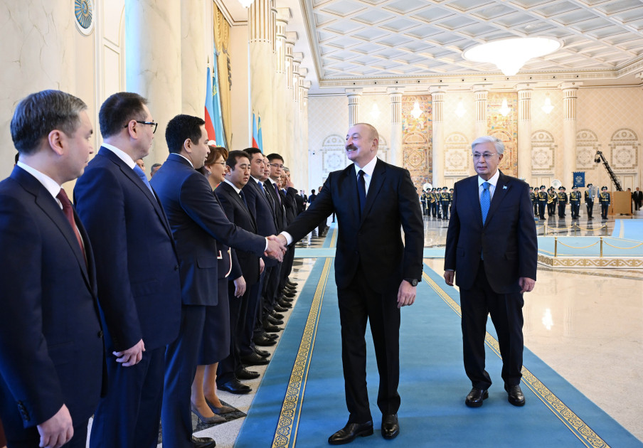 Azərbaycan Prezidenti İlham Əliyevin Astanada rəsmi qarşılanma mərasimi olub<font color='red'> - YENİLƏNİB</font><font color=red> - FOTOLAR</font>
