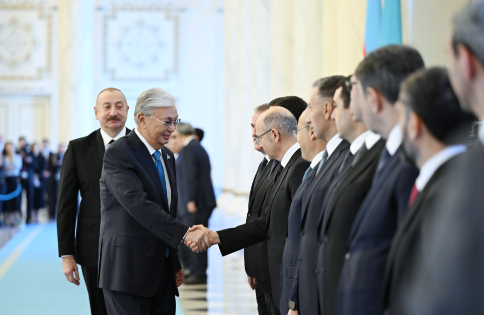 Azərbaycan Prezidenti İlham Əliyevin Astanada rəsmi qarşılanma mərasimi olub<font color='red'> - YENİLƏNİB</font><font color=red> - FOTOLAR</font>