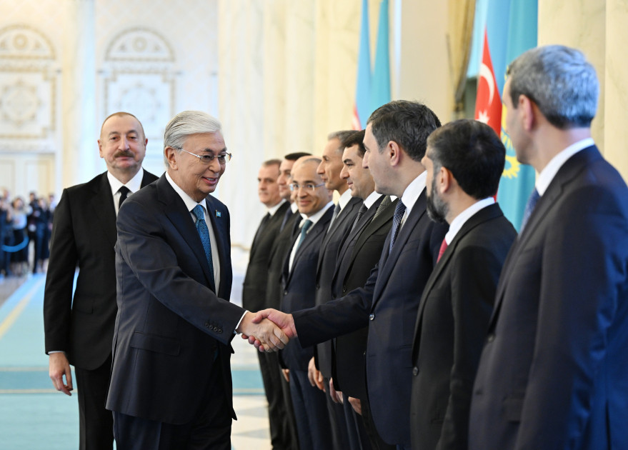 Azərbaycan Prezidenti İlham Əliyevin Astanada rəsmi qarşılanma mərasimi olub<font color='red'> - YENİLƏNİB</font><font color=red> - FOTOLAR</font>