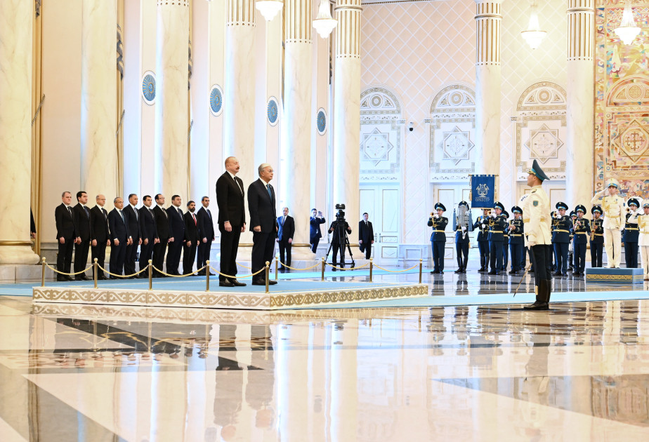 Azərbaycan Prezidenti İlham Əliyevin Astanada rəsmi qarşılanma mərasimi olub<font color='red'> - YENİLƏNİB</font><font color=red> - FOTOLAR</font>