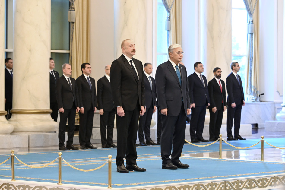 Azərbaycan Prezidenti İlham Əliyevin Astanada rəsmi qarşılanma mərasimi olub<font color='red'> - YENİLƏNİB</font><font color=red> - FOTOLAR</font>