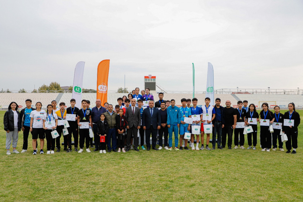 Naxçıvanda qaçış üzrə muxtar respublika birinciliyi keçirilib<font color=red> - FOTOLAR</font>