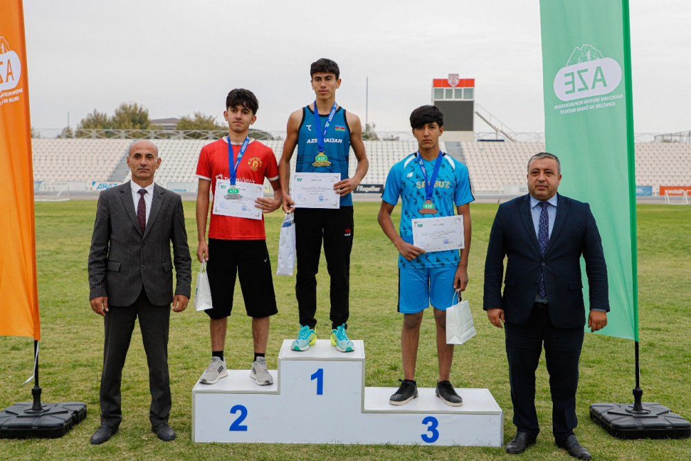 Naxçıvanda qaçış üzrə muxtar respublika birinciliyi keçirilib<font color=red> - FOTOLAR</font>