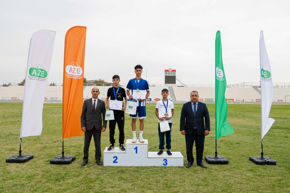 Naxçıvanda qaçış üzrə muxtar respublika birinciliyi keçirilib<font color=red> - FOTOLAR</font>