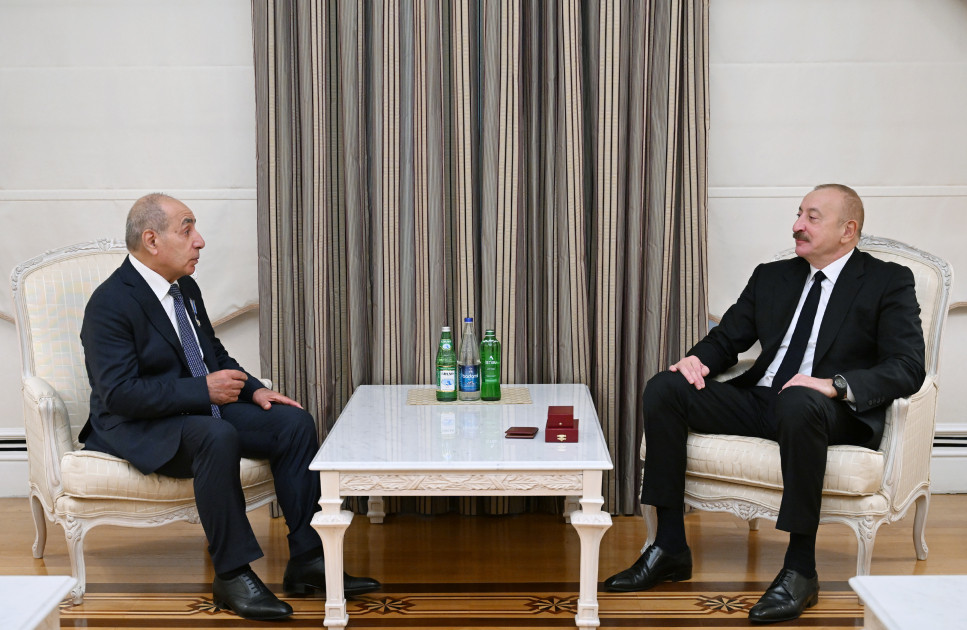 Prezidenti İlham Əliyev Yaqub Eyyubova “İstiqlal” ordenini təqdim edib<font color=red> - FOTOLAR</font>