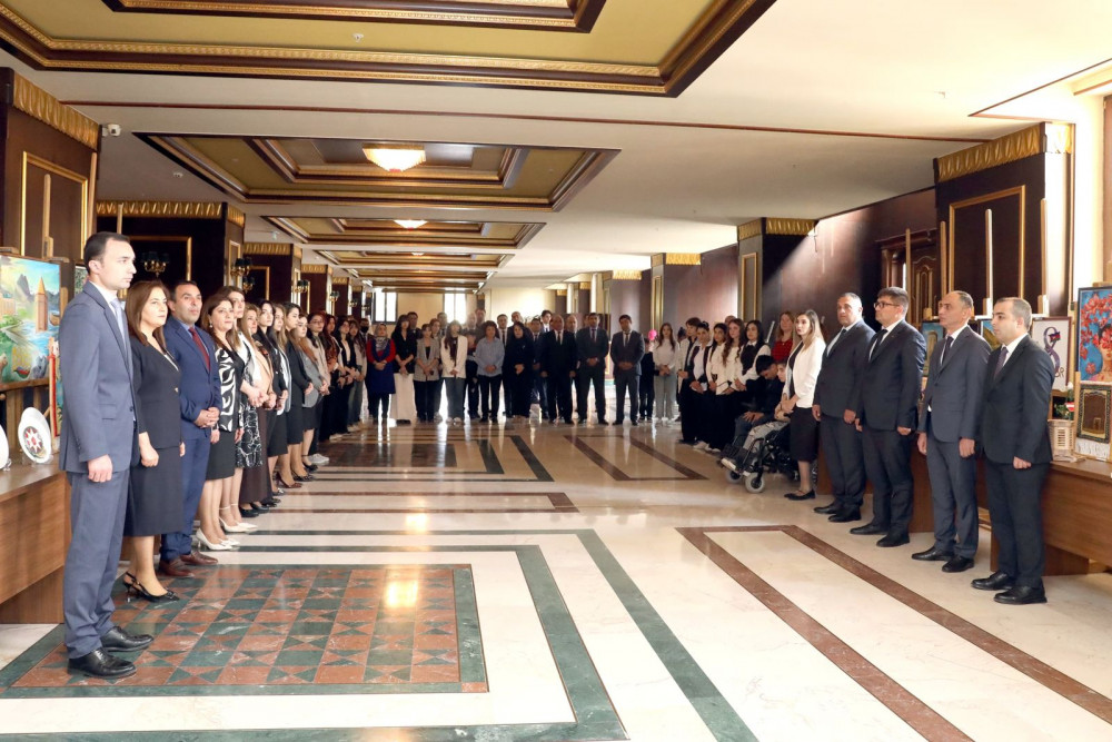 Naxçıvanda fiziki imkanları məhdud şəxslərin əl işlərinin sərgi-satış yarmarkası olub<font color=red> - FOTOLAR</font>