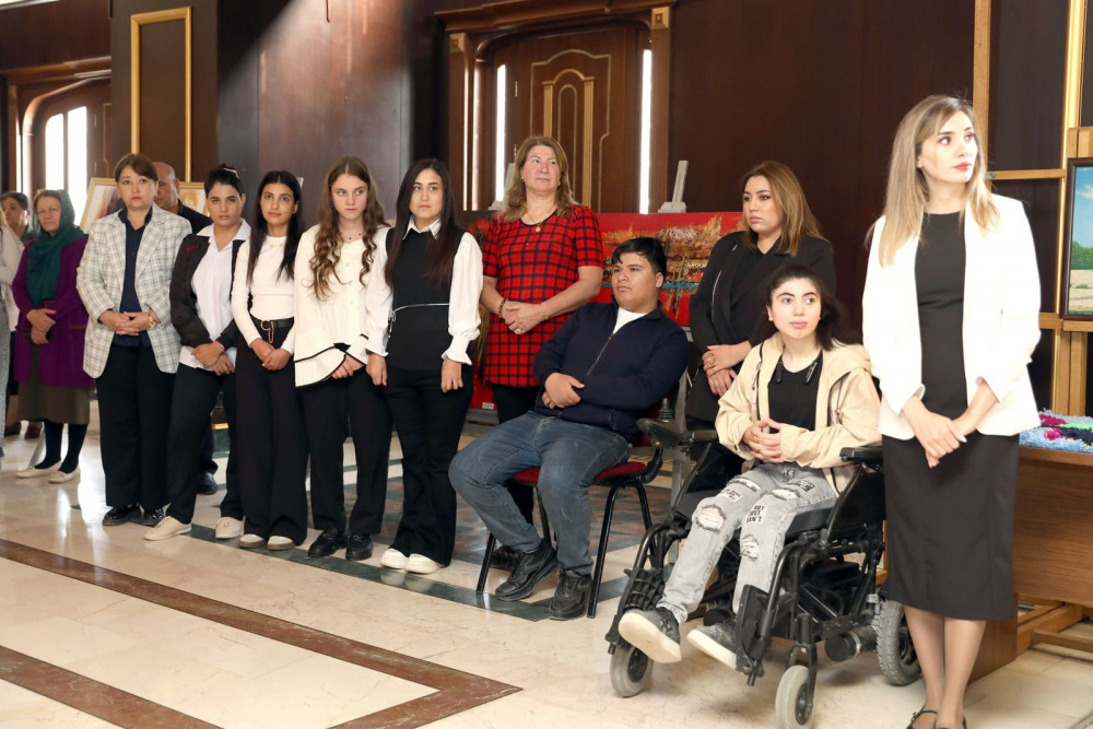 Naxçıvanda fiziki imkanları məhdud şəxslərin əl işlərinin sərgi-satış yarmarkası olub<font color=red> - FOTOLAR</font>