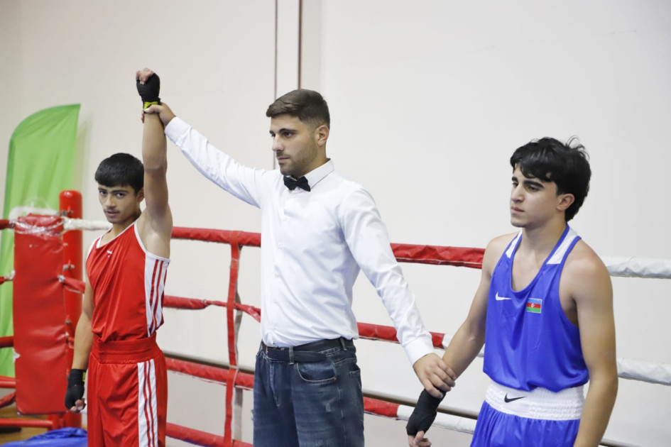 Boks üzrə Naxçıvan birinciliyinə start verilib <font color=red> - FOTOLAR</font>