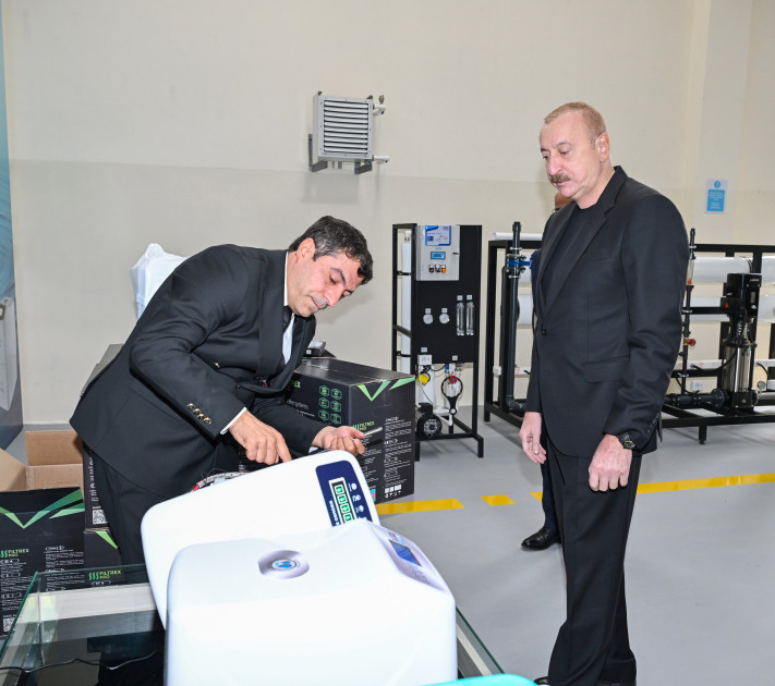 Sabirabadda su filtrlərinin istehsalı müəssisəsinin fəaliyyəti ilə tanışlıq<font color=red> - FOTOLAR</font>